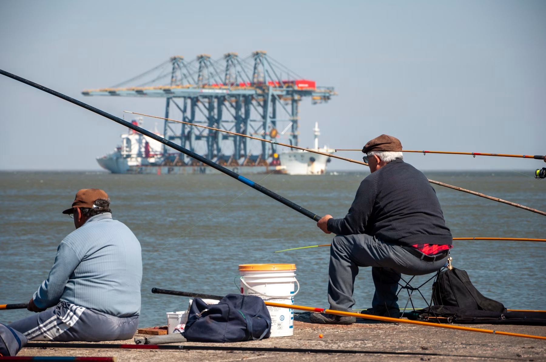 Hafen und Industrie in Uruguay
